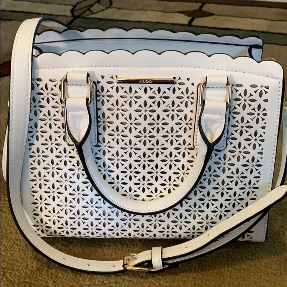 Also White Crossbody/Shoulder Arm/Hand Bag